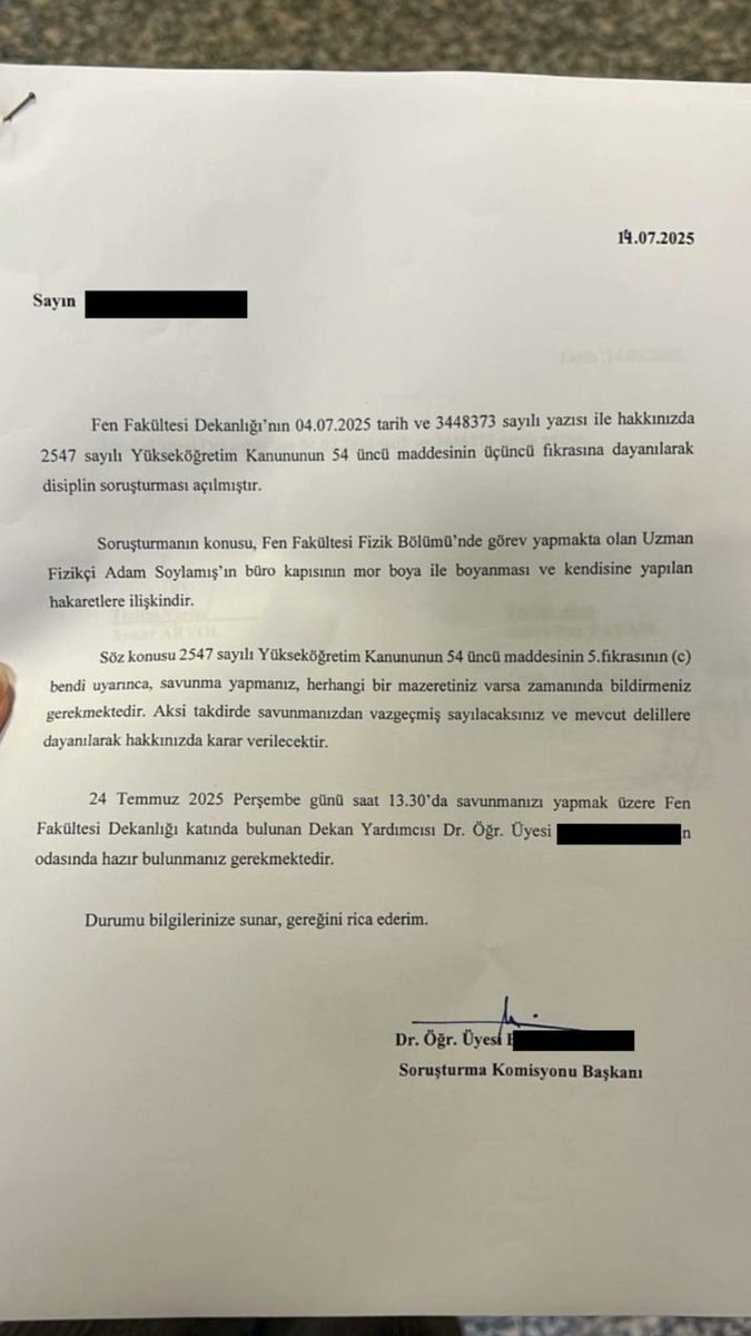Fizik Bölümü akademisyeni Adem Soylamış’ın derslerde kadın öğrencilere yönelik sözlü tacizini ifşa eden kadınlara soruşturma açıldı.

Tacizciyi koruyanlar, onu teşhir edenleri hedef alıyor!