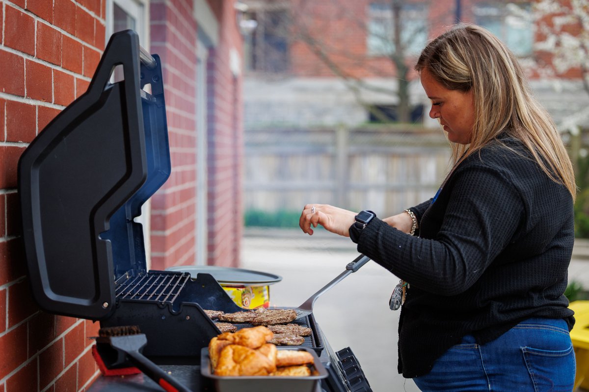 At SHOW, we believe everyone deserves to experience that same sense of community👥- especially those who have experienced homelessness. This summer, your support can help ensure residents have a place where people feel safe, included, and cared for 📷canadahelps.org/en/dn/13313