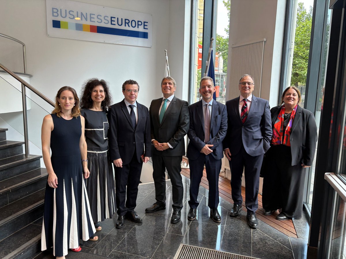 🤝The time for #EUMercosur is now. We shouldn’t delay the ratification process - let’s turn the deal into reality. 

That was the key message at today’s meeting with Ambassadors from Mercosur countries to the 🇪🇺