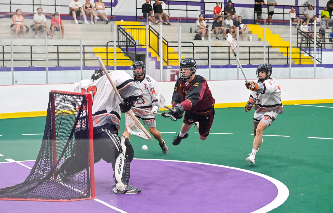 MuskiesLacrosse's tweet image. Some action captured by Joe Francis in yesterdays game vs Akwesasne Bucks