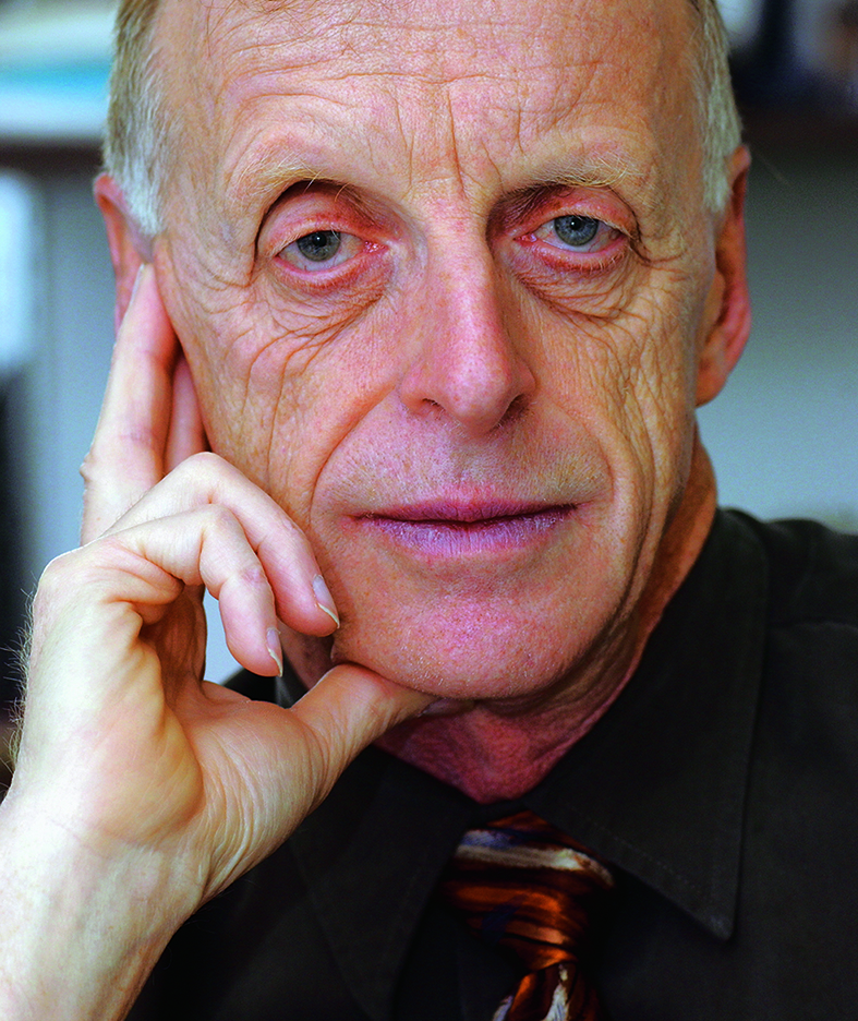 FACETSJournal's tweet image. Nous sommes honorés de partager un article rétrospectif rendant hommage aux contributions du Dr Claude Montmarquette, membre du @src_rsc, dans le domaine de l’économie. ow.ly/YfbZ50WokTI

📷 facets-2025-0023