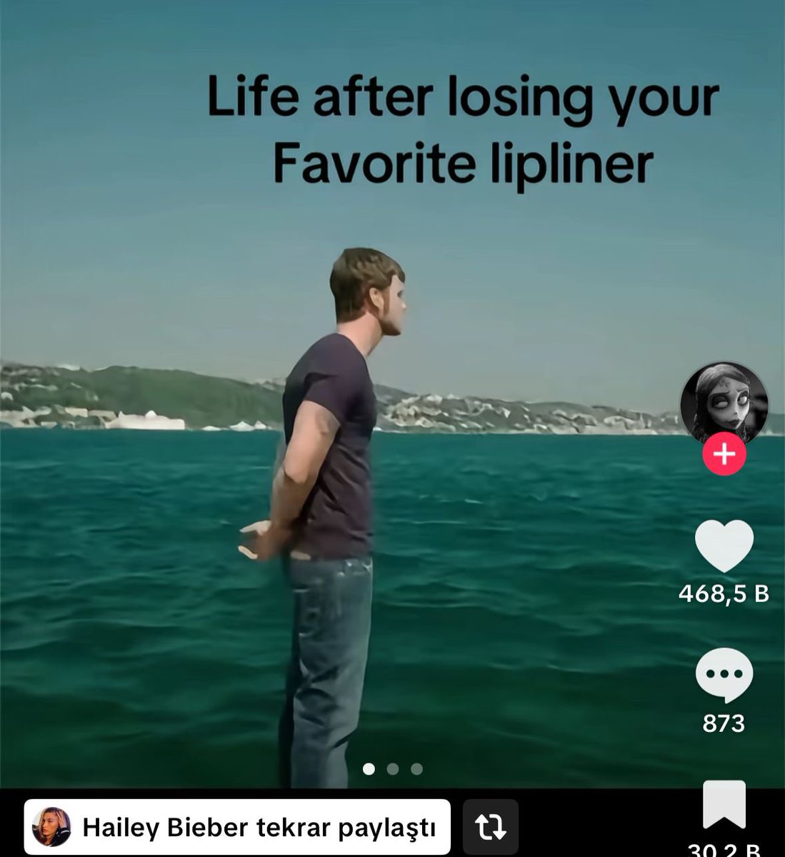 Hailey Bieber, TikTok'ta yer alan Kuzey Tekinoğlu gönderisini yeniden paylaştı:
"Favori dudak kalemini kaybettikten sonra hayat."