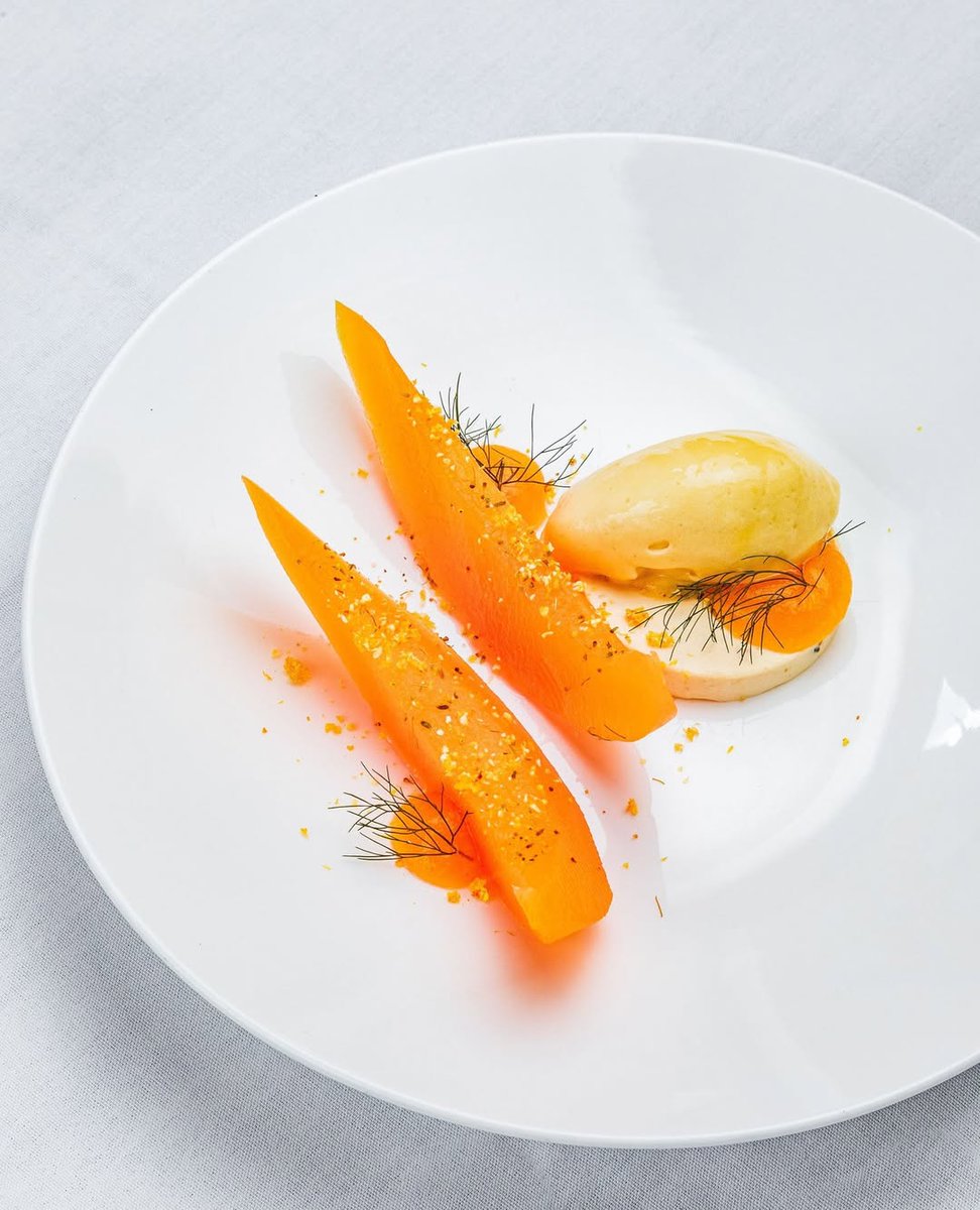 Explore our summer à la carte menu...⁠
⁠
Mushroom⁠
Grilled Hen of the Woods, celeriac, red kale, apple, black garlic, mushroom tea⁠

Lamb⁠
Rump, neck, peas, agnolotti, curd, mint⁠

Melon⁠
Aniseed, fennel, olive oil⁠

#TheLondonCarriageWorks