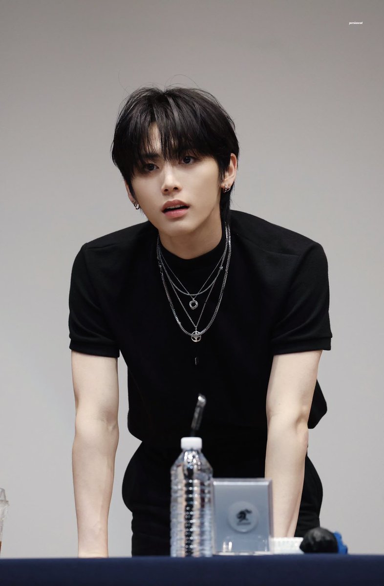 hantaemeoww's tweet photo. https://t.co/1FA5zzqyXh