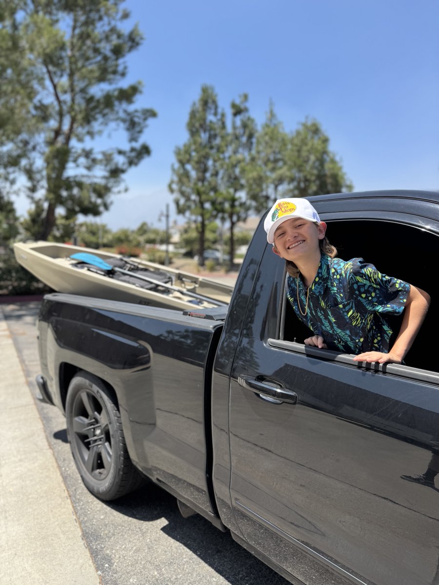 BassProShops's tweet image. Making kayak dreams come true! Wishing you many happy days on the water in your new Ascend kayak, Brayden!