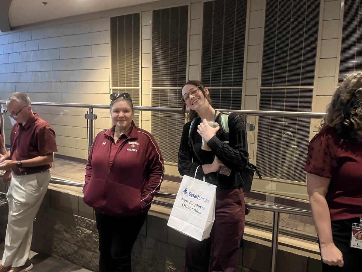 ShadowRidgeHS's tweet image. It’s a great day to be a Stallion! Every day! Welcome to our New Teachers to the start of an amazing year! Thank you to our Pom team and Coach Ebel for welcoming and cheering for our new teachers.