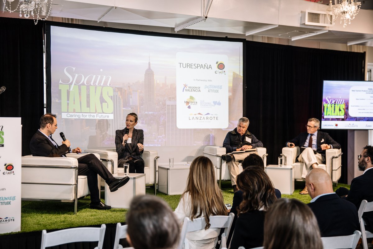 More than a forum, a statement of intent: #SpainTalks positions #Spain as a leader in global tourism sustainability ♻️ A space to share challenges, solutions, and vision for the future
 
👉 tourspain.es/en/b2b/spain-t…
 
#VisitSpain #SpainSustainable #SpainTalks