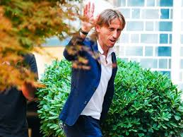 TouchlineX's tweet photo. 🚨 Modric has arrived at Milan! https://t.co/hBaryITkPT