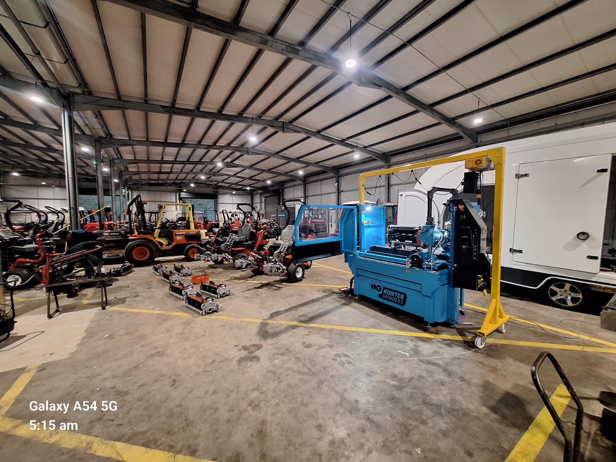 Performance Under Pressure! 🏌️‍♀️
Our Jupiter grinder was put through its paces ahead of the 2025 Open Championship in Portrush, Northern Ireland and it delivered flawlessly. 💪

In just 3 days it ground an impressive 85 units, keeping pace with the demands of a world-class event.