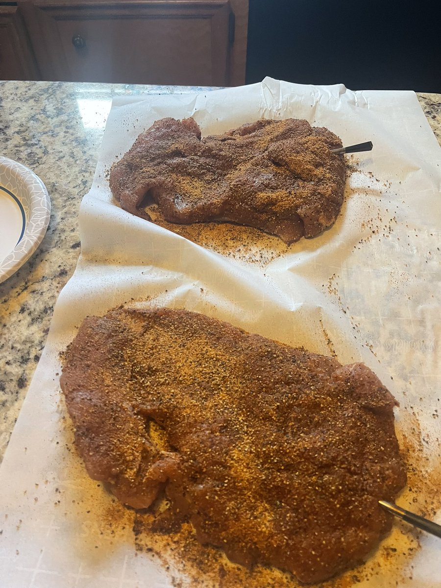 mclseed's tweet image. Turkey pastrami is in the works. 🦃
