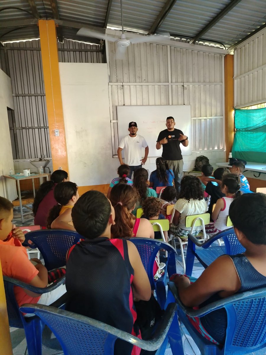 Bitcoinpirraya's tweet image. Nuestros niños cada sábado aprenden sobre Bitcoin, valores cristianos y a divertirse sanamente.
Esto es un proyecto por parte de @Bitcoinbeach , gracias a nuestro equipo @Luis21satoshi , Maricela Isaac guerrero.