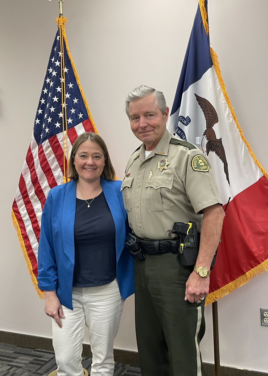 AGIowa's tweet image. Thank you to the Fayette County Sheriff’s Department for hosting this morning’s victim services roundtable! It was a productive visit, and I appreciated the opportunity to hear directly how my office can better support victims across the state.