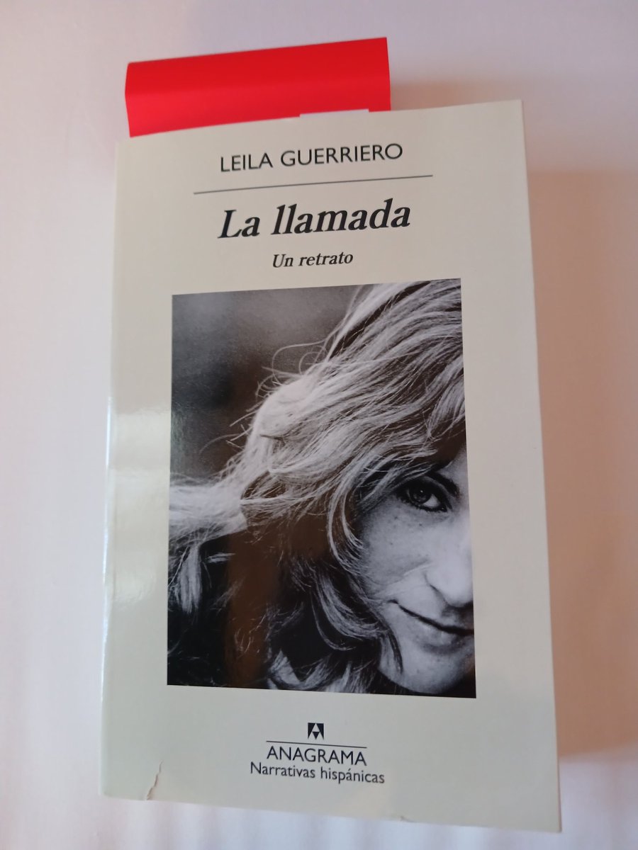 hconvertini's tweet image. Me debía la lectura de La llamada. Escuché la presentación de @leilaguerriero2 en la Semana Negra de Gijón, compré el libro y aquí estoy, fascinado.