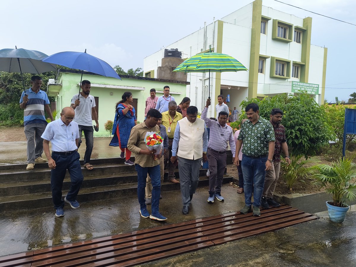 Prof. Pravat Ku. Roul, Hon'ble Vice Chancellor, OUAT visited  to NCRS : Nutrition Crop Research Station accompanied by Prof. N. Panda, Dean of Research and Prof. P. J. Mishra,  Dean Extension Education, OUAT on 13.07.2025.