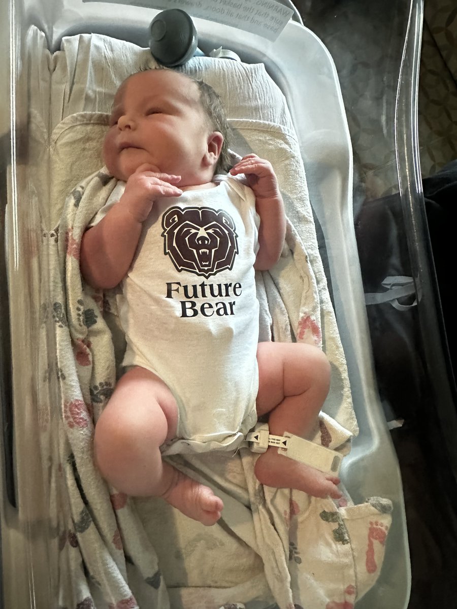 MissouriStBears's tweet photo. Thanks to @MercySGF for welcoming the next generation of Bear fans — just in time for our first season in @ConferenceUSA!
#GoBears | #MoState https://t.co/teJbtGum1T