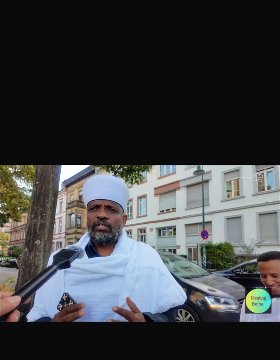 AbrahamblueBN's tweet photo. Die #Eritreische Staatskirche, die zentral aus Eritrea gesteuert wird, versucht offenbar, unabhängige orthodoxe Gemeinden im Ausland unter ihre #Kontrolle zu bringen. Dies geschieht durch regimetreue #Diakone, #Priester und andere Akteure, die oft undemokratisch vorgehen, wie im Fall der geplanten, aber nicht satzungsgemäßen Mitgliederversammlung in Darmstadt. Solche Aktionen werden als illegitim wahrgenommen und führen zu Spannungen innerhalb der Gemeinden.

der fall von #patriarch abune antonios, der 2007 verhaftet wurde und 2022 im arrest starb, verdeutlicht die repressionen in eritrea. seine anhänger:innen sind weiterhin Verfolgung, Inhaftierung oder Verschwinden ausgesetzt. Dies unterstreicht die Dringlichkeit, dass Gemeinden im Ausland die Verbindung zwischen der eritreischen Staatskirche und dem Regime kritisch hinterfragen.

#BlueRevolution #TransnationalRepression #NoMorePFDJTerror #Eritrea