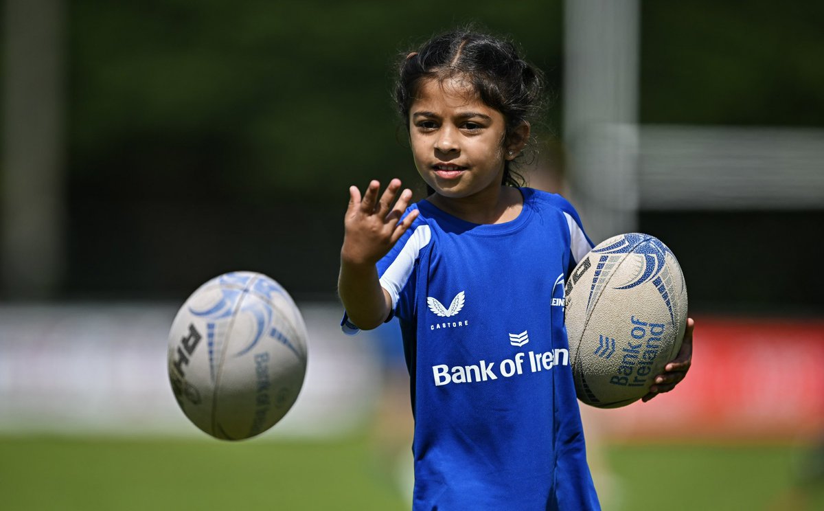 LeinsterBranch's tweet image. βοΈ π€ π
Brilliant @sportsfile snaps from the @bankofireland Leinster Summer Camp in @Navanrfc πΈ
The smiles say it allπ
#NeverLessThanEverything #NeverStopCompeting