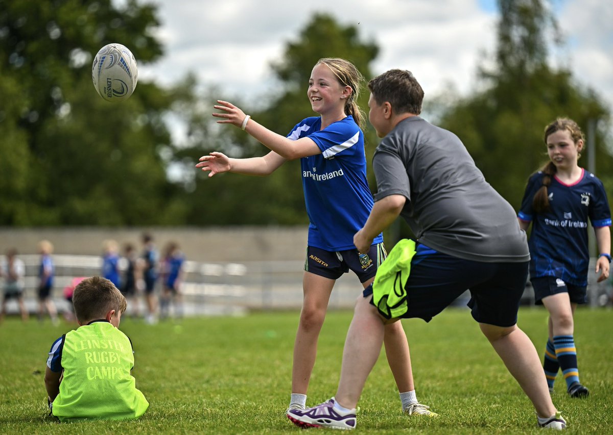 LeinsterBranch's tweet image. βοΈ π€ π
Brilliant @sportsfile snaps from the @bankofireland Leinster Summer Camp in @Navanrfc πΈ
The smiles say it allπ
#NeverLessThanEverything #NeverStopCompeting