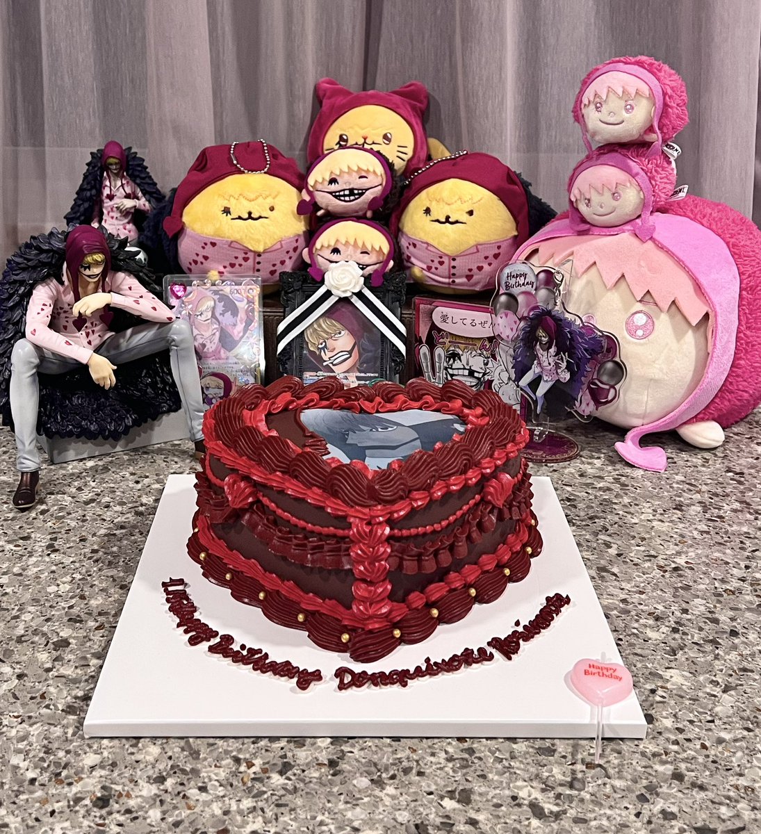 heart_Stea1er's tweet photo. 🎂🎂🎂 https://t.co/32by45hwBF