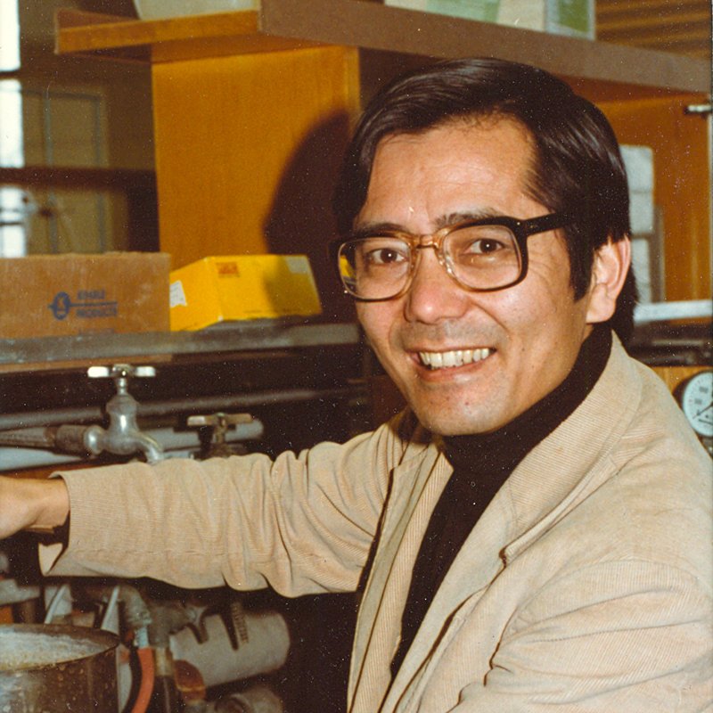 PurdueChemistry's tweet image. We are remembering our colleague Ei-ichi Negishi who would have turned 90 years old today. Born July 14, 1935, earned the #NobelPrize in Chemistry in 2010, and died June 6, 2021, after a 40+ year career at #Purdue