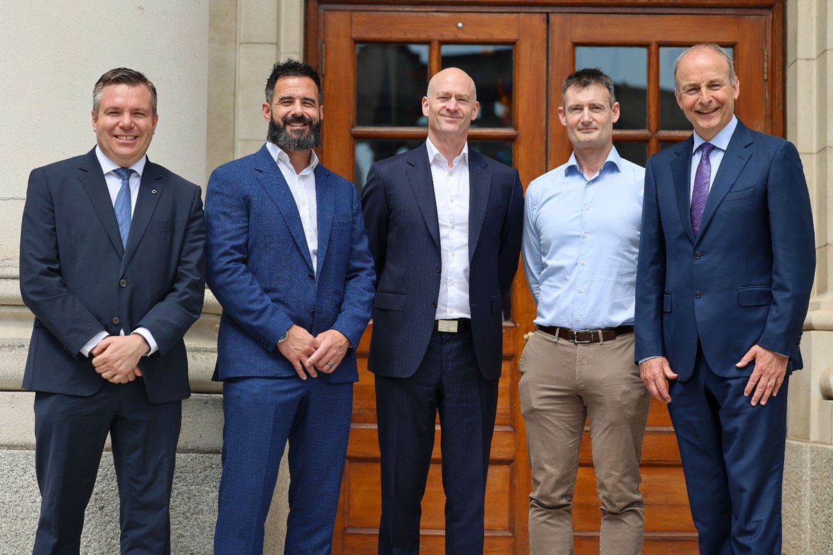 MichealMartinTD's tweet image. Delighted to welcome John, Enda and Roger of Team Power of 1 to Government Buildings - the inspirational team who rowed 5,000km across the Atlantic and raised €575,841 for Heart Children Ireland and Children's Health Foundation in memory of John's beloved daughter, Saoirse.
