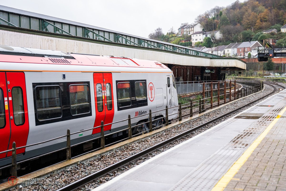 LlCTrafnidiaeth's tweet image. Yn dilyn craffu gan y Pwyllgor mae @KenSkatesMS wedi penodi Vernon Everitt yn Gadeirydd newydd ar @transport_wales
Rydym wedi cyhoeddi’r llythyr yn amlinellu’r blaenoriaethau a’r disgwyliadau
Mwy yma: llyw.cymru/trafnidiaeth-c…