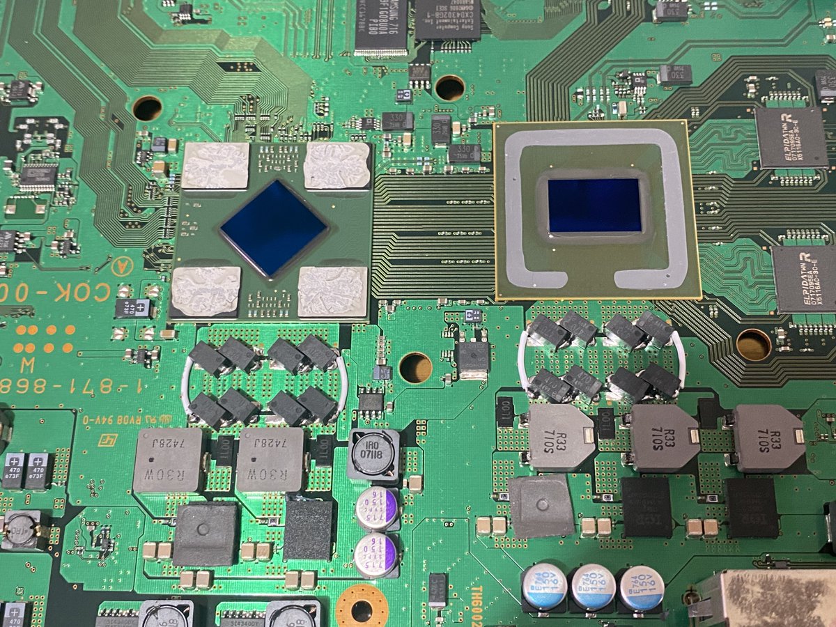 PS_Customize's tweet image. オークションにて、CECHA00のメンテナンス品を2点出品いたしました！

どちらも、プロードライザ交換やオーバーホール、内部ファンコンカスタム、CELL/RSX殻割り＆低電圧化を行っております。

・HDD 320GB（23,000円〜）
auctions.yahoo.co.jp/jp/auction/r11…

・HDD 60GB（18,000円〜）
auctions.yahoo.co.jp/jp/auction/g11…