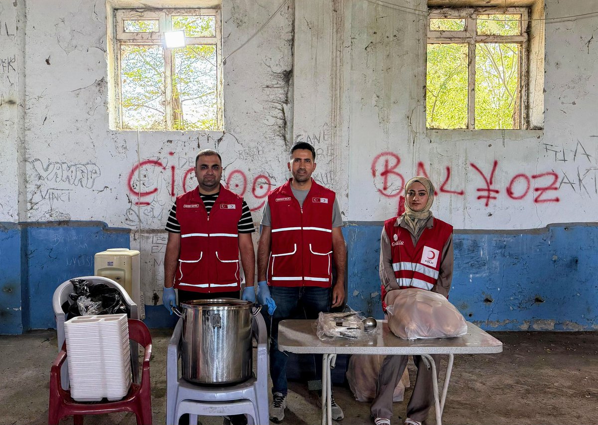 2. Bölge UMKE Tatbikatı kapsamında, 3 günlük beslenme ihtiyacı Erciş Kızılay Şubemiz tarafından karşılandı. 🌙
