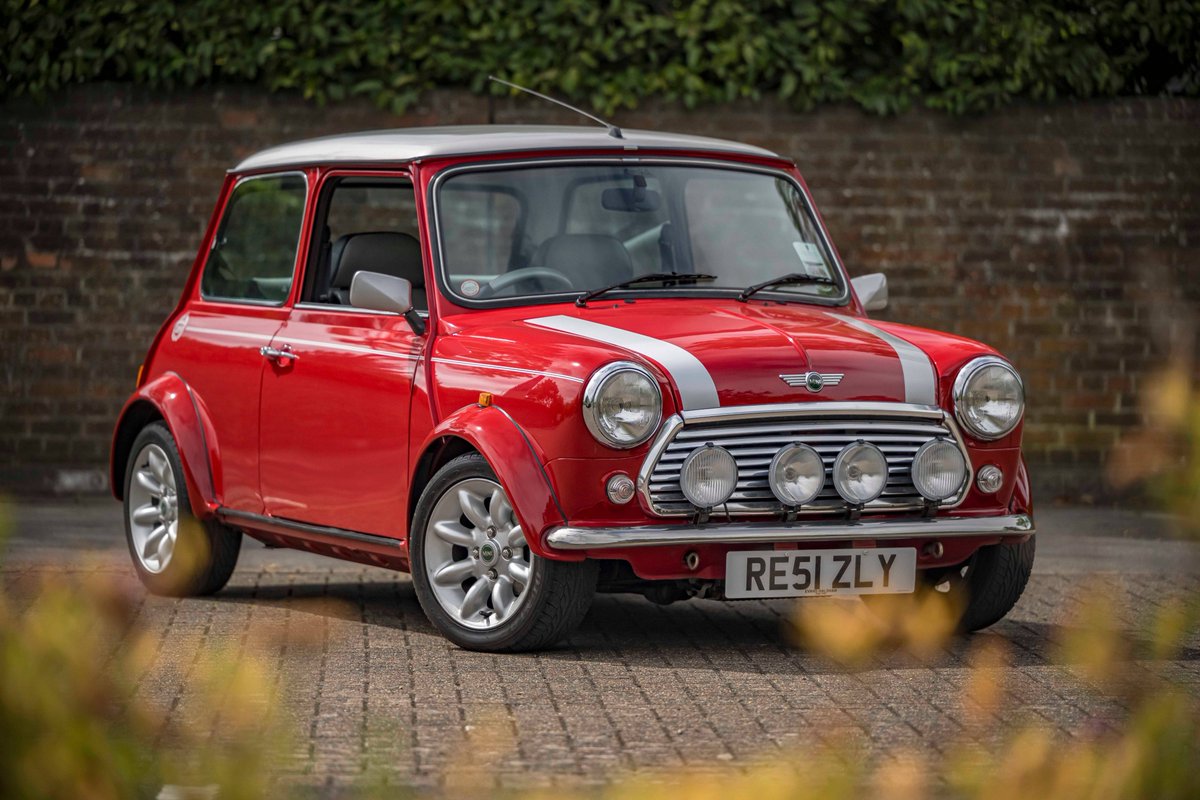 BonhamsCars's tweet image. Live Auction | A remarkable 2001 Rover Mini Cooper Sport 500 (No.243) with only 7,625 miles from new 🇬🇧 Listing | tinyurl.com/yp9625r6