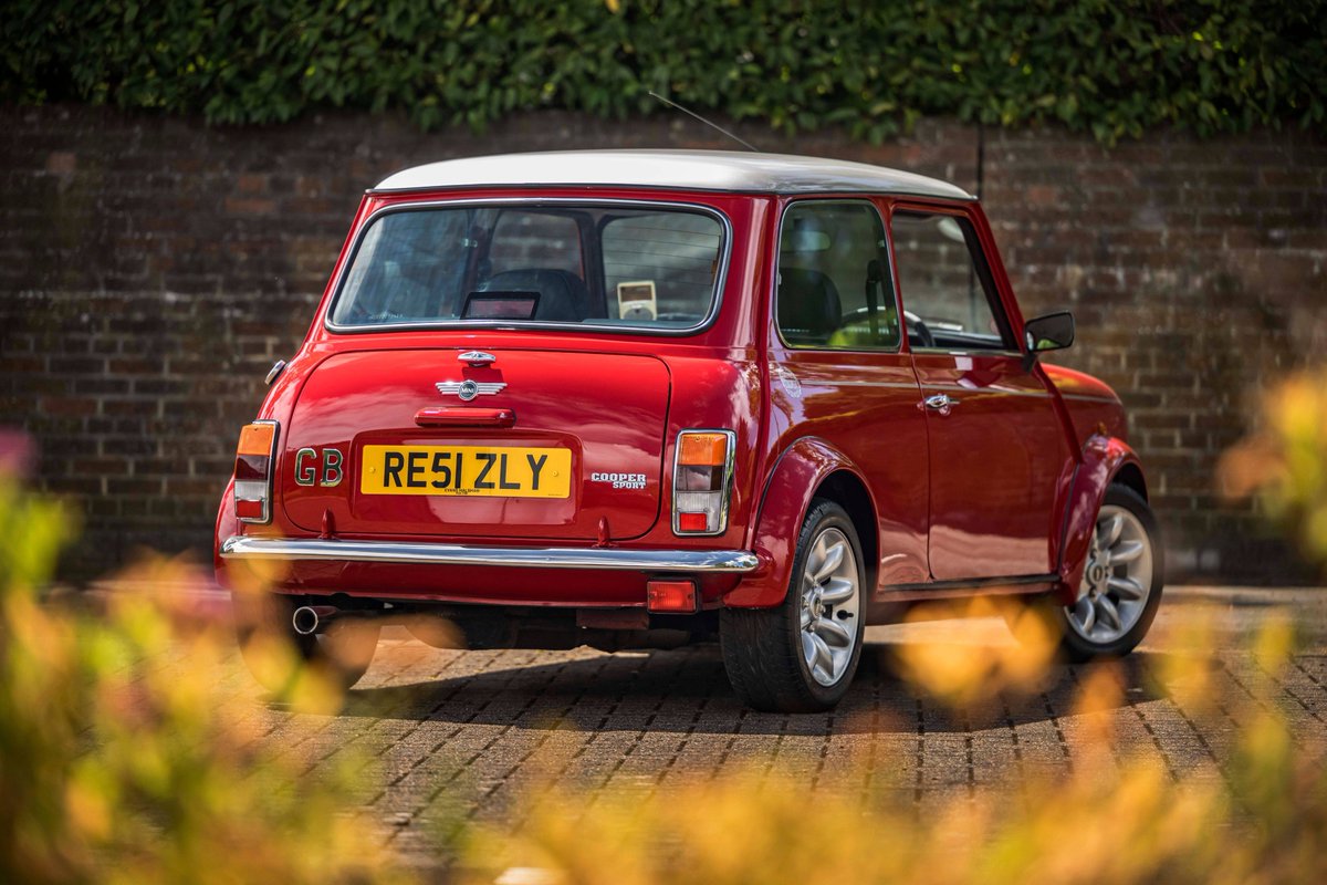 BonhamsCars's tweet image. Live Auction | A remarkable 2001 Rover Mini Cooper Sport 500 (No.243) with only 7,625 miles from new 🇬🇧 Listing | tinyurl.com/yp9625r6