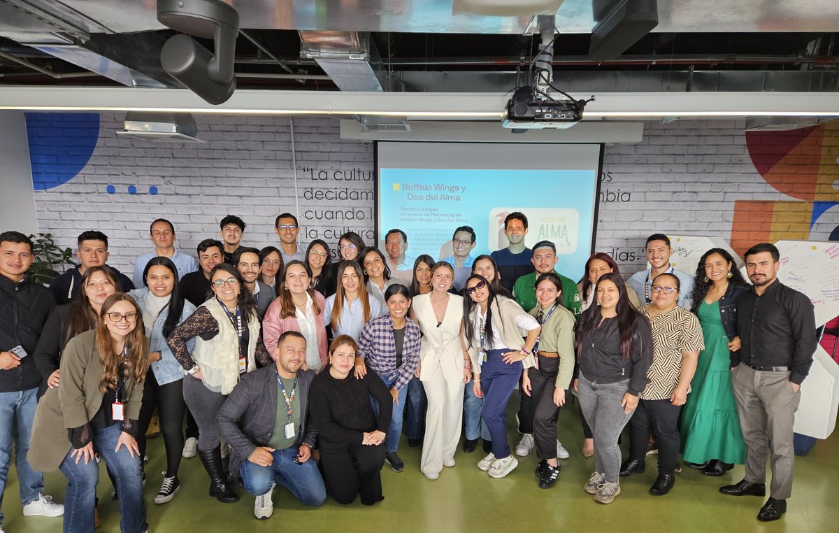 PluxeeColombia's tweet photo. Hoy nos sentimos orgullosos de ser parte de una compañía que cree en el poder de su gente, en la diversidad de sus equipos y en el propósito que nos conecta como Pluxee en todo el mundo🌍.

¡Gracias a cada persona que hace posible que nuestra cultura sea una experiencia viva! https://t.co/HD3Qyr94ta