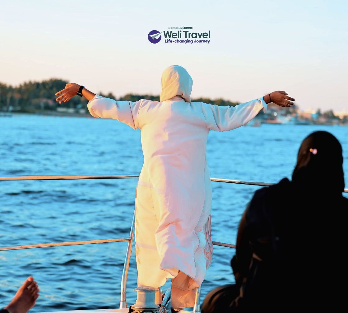 SsenyonjoMahad6's tweet photo. Our July pilgrims celebrate their post-Umrah reflections on a calming boat cruise.🤗🤗🤗

#WeliTravel
#UmrahComplete #lifechangingjourney https://t.co/yj4xR6WoSg