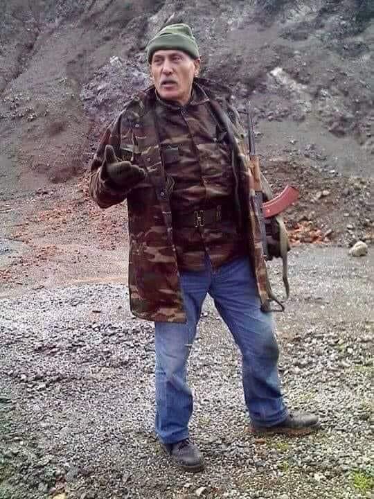 Hatay Amanos dağlarında, PKK’lı teröristlerle girdiği çatışmada Şehit düşen, Güvenlik Korucusu Ömer Salık bugün Şehadet yıldönümü.. 

Aziz ruhu şad olsun.🇹🇷