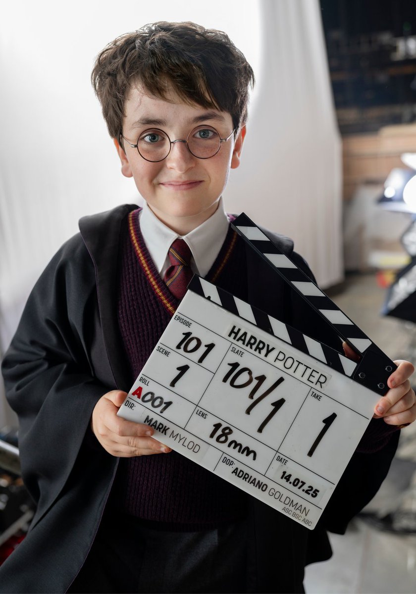 FilmHunters_es's tweet image. 🟢NOVEDAD🟢
El rodaje de la serie original de #HBO #HARRYPOTTER ha comenzado en los estudios Warner Bros. de Leavesden en Reino Unido y se prevé su estreno en 2027.