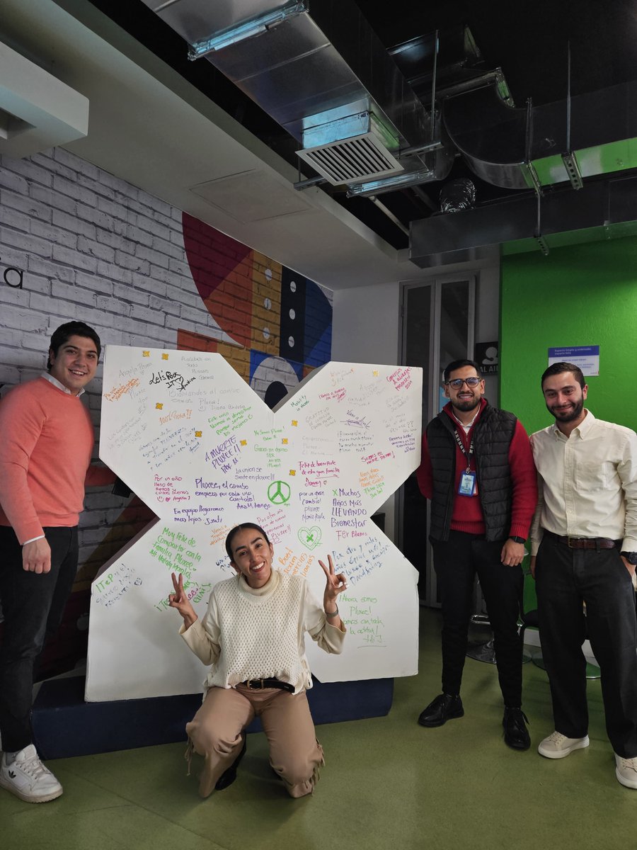 PluxeeColombia's tweet photo. Desde Colombia, reafirmamos nuestro compromiso con los 4 principios que nos inspiran: porque más que palabras, son la base que guía nuestro trabajo, nuestras decisiones y la forma en que nos relacionamos. https://t.co/xmfoyDFhIV
