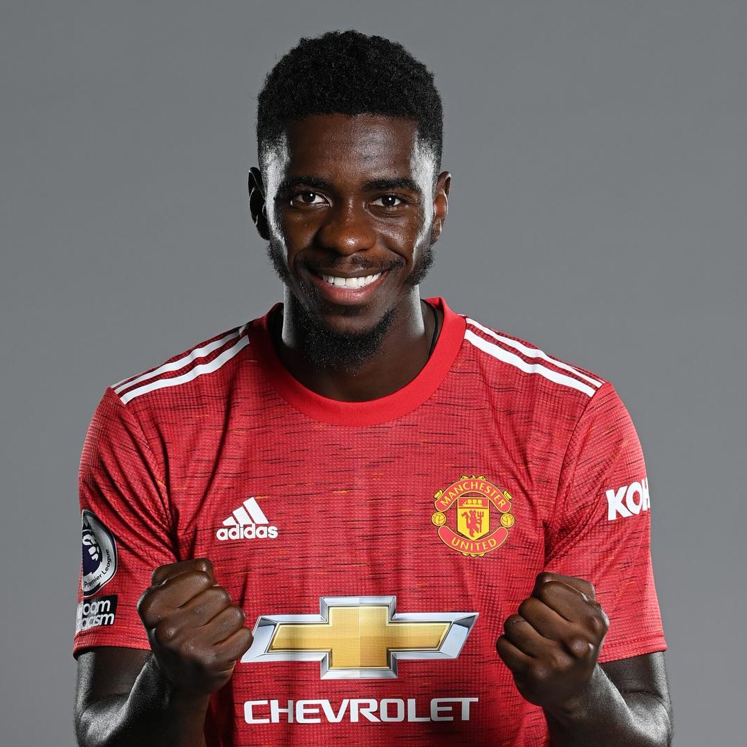 UtdDistrict's tweet photo. 🚨 | Axel Tuanzebe is SUING #mufc for alleged “clinical negligence” linked to “medical advice” they gave him.

[@TeleFootball] https://t.co/wWiUdTRRZG