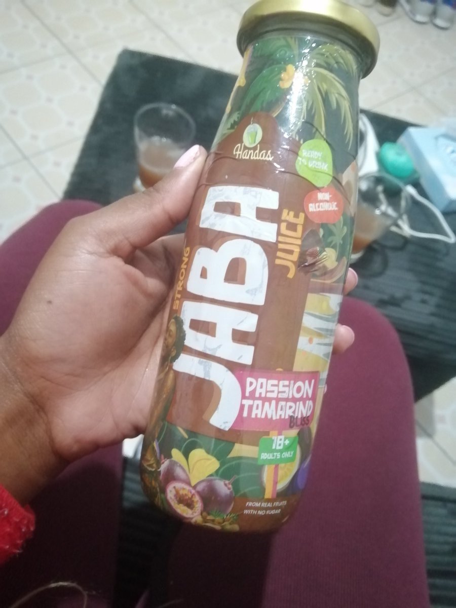 Watu wa Chelsea leo sherehe juu ya Passion and Tamarind ya handas Juice.

Handas does wonders.
0740866686 to order.