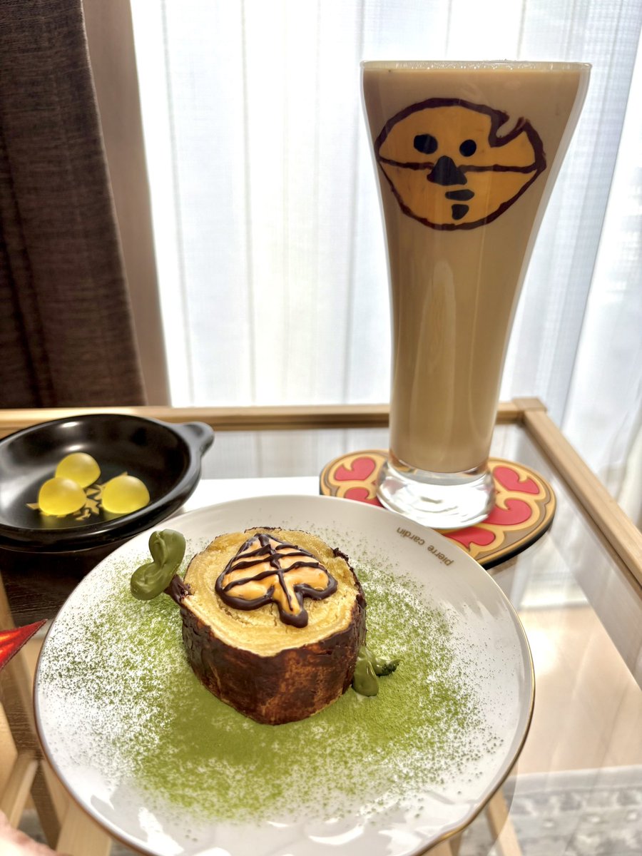 manmaru_hm's tweet image. おうちでコログカフェしてみた🌱
🌱menu🌱
・葉っぱマーク切り株のバームクーヘン
・マカマカのカフェオレ
・コログの実風のグミ
#ゼルダの伝説