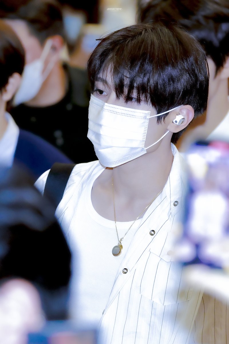 OceanView0511's tweet image. 250713 ICN
#μμ¨ #γ·γͺγ³
#NCTWISH #μμν°μμ