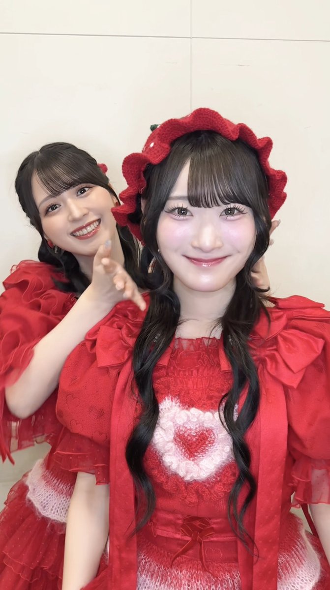 舞香ちゃんが作ったいちご帽子 まさか影ナレでかぶっていたとは とくべ