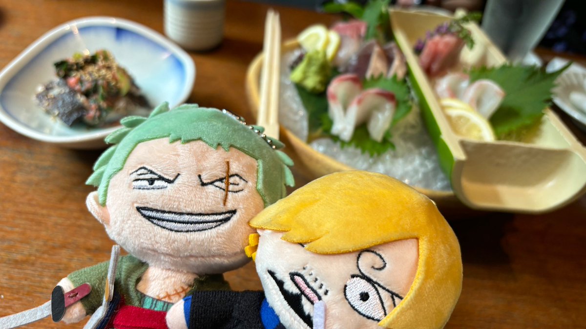 zs_kimkage's tweet image. アフターも楽しかったよぉ〜
貴重なリオ・ポーネグ●フを見せて頂いたし、乾杯の時に『新刊あってえらーい!』ってねこさんとハモったのおもろかった。
祭囃子ゾもにっこり。