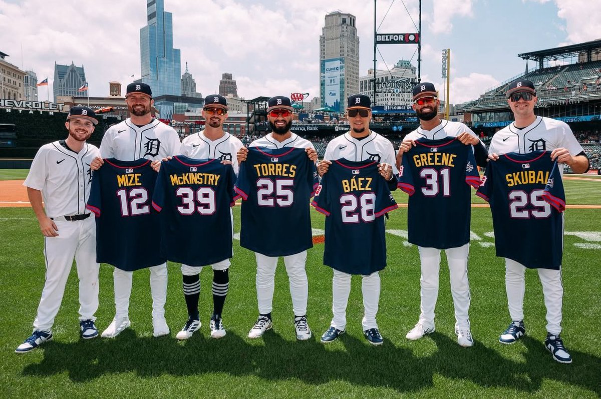 tonydombrowski's tweet image. Good morning to all, but especially our 2025 All-Stars! 猸愶笍馃悈馃敟
#RepDetroit | #AllStarGame
馃摳: @tigers