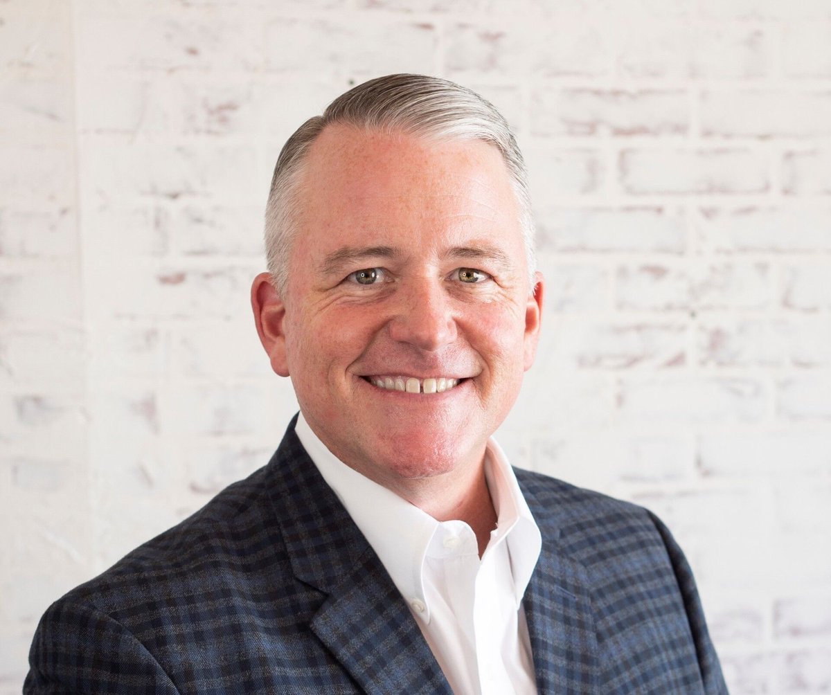 Join us in celebrating our President &amp; CEO, Dan Robb, on his 22nd anniversary with Jonesburg State Bank! Former ABA chairman and now a proud "Paw Paw," Dan's dedication to JSB and his family is truly inspiring. Thank you for 22 amazing years, Dan! #JonesburgStateBank #22Years