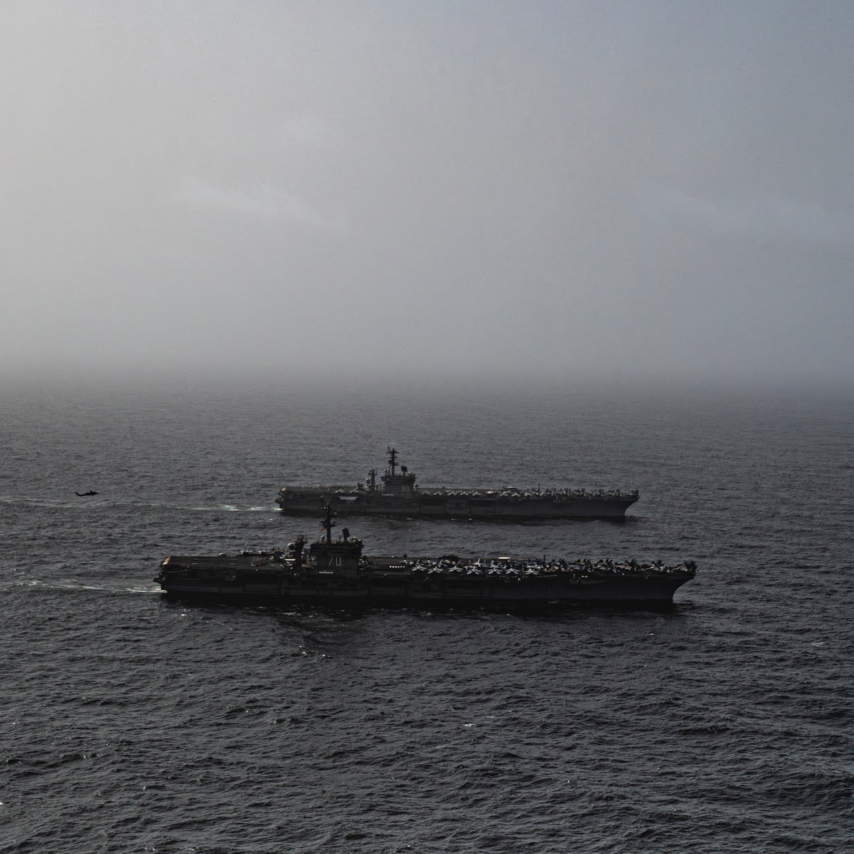 U.S. Navy (@usnavy) on Twitter photo Dual carrier ops 💪⚓
The Nimitz-class aircraft carriers USS Nimitz (CVN 68) and USS Carl Vinson (CVN 70) operate in the <a href="/CENTCOM/">U.S. Central Command</a> area of responsibility, July 5, 2025.
📸 MC2 Hannah Kantner Dual carrier ops 💪⚓
The Nimitz-class aircraft carriers USS Nimitz (CVN 68) and USS Carl Vinson (CVN 70) operate in the <a href="/CENTCOM/">U.S. Central Command</a> area of responsibility, July 5, 2025.
📸 MC2 Hannah Kantner
