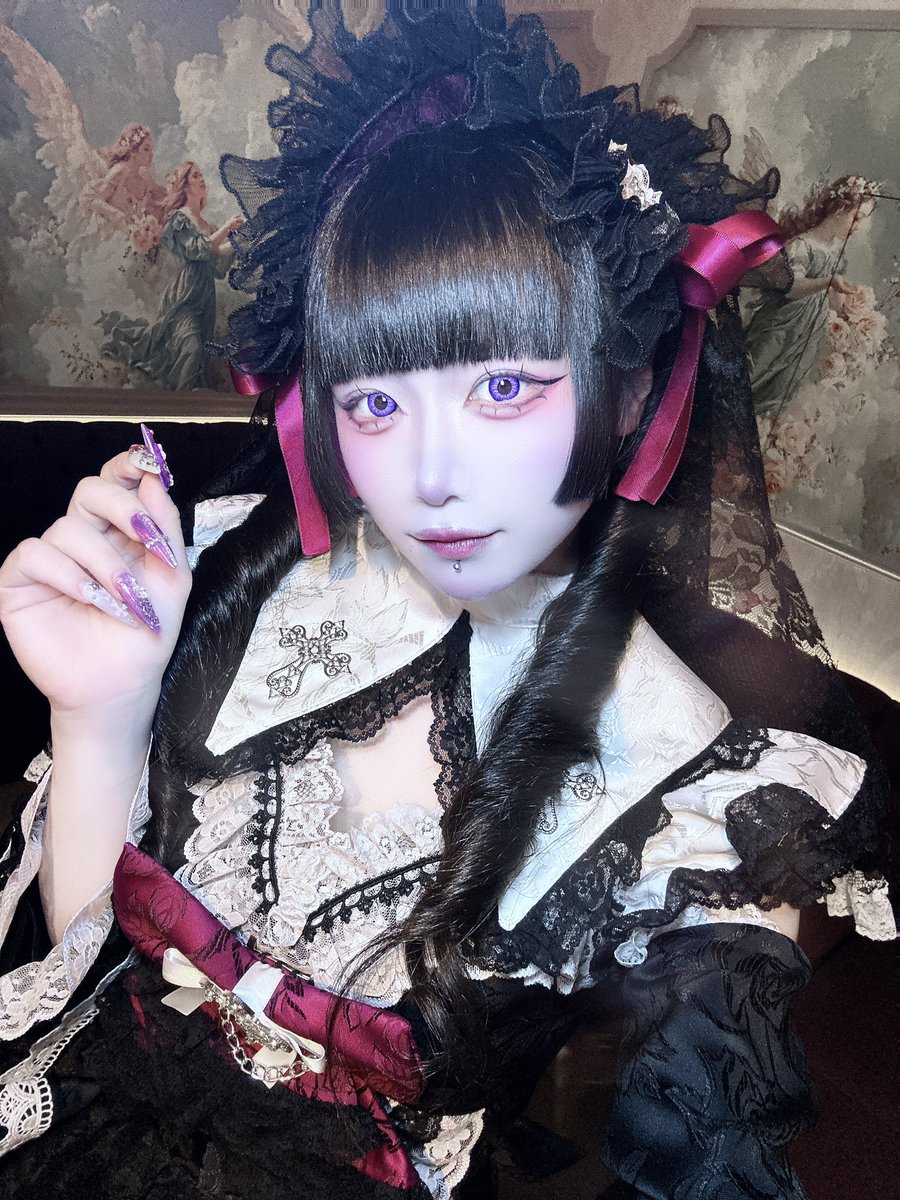 先日めいどいんへゔん様のレセプション行きました⋆⸜♱⸝‍⋆

可愛らしいお写真たくさん撮りましたのでもう少し載せますね🖤
 #めいどいんへゔん