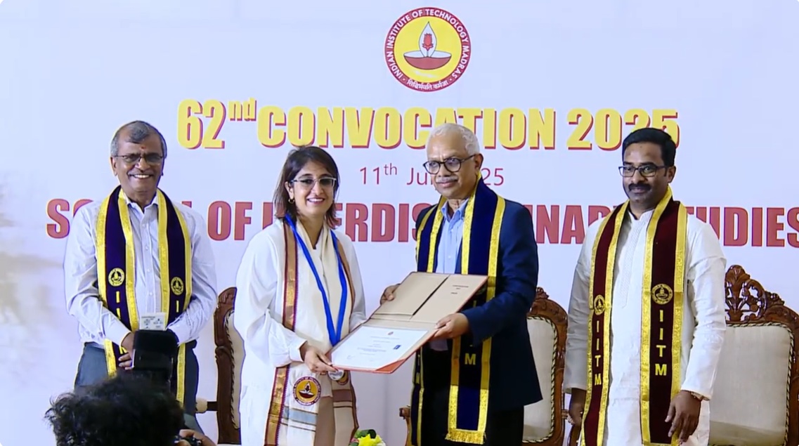 ogeiitm's tweet image. 🎓 As IIT Madras celebrated its 62nd Convocation, the Office of Global Engagement proudly highlights the remarkable achievements of our international student community! 🌍✨
🏅 At this year’s convocation, five international students from the 2023 batch were honoured with the…