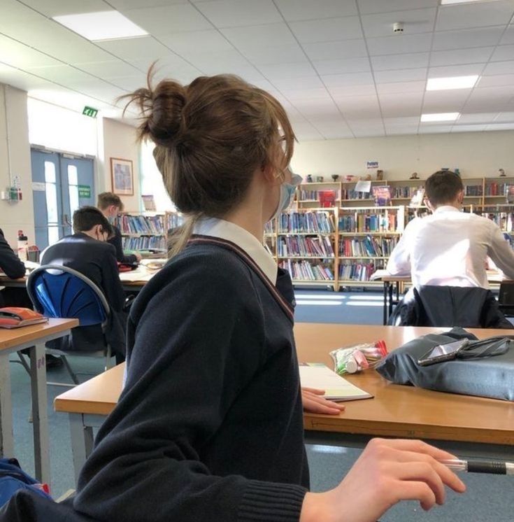 lienne | isko tweet media