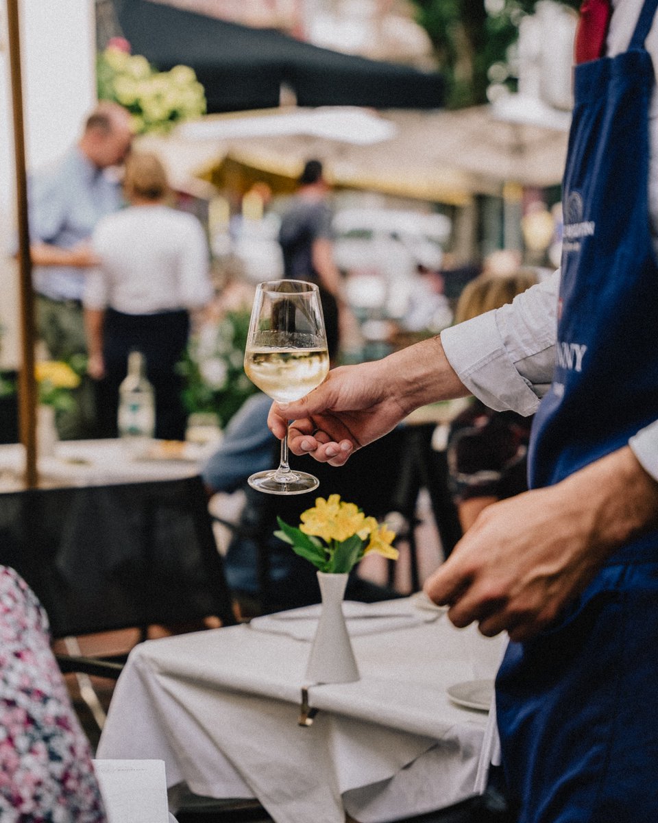 EnglishsoB's tweet image. What a weekend! The sun was out, Brighton was buzzing, and on our terrace the drinks were chilled, the seafood was stealing the show, and the tables were full of happy faces.
Thanks to everyone who joined us — same again soon?
#EnglishsofBrighton #BrightonEats