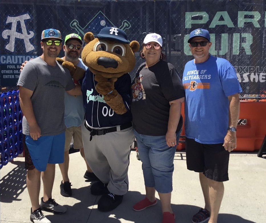 EarnedFunAvg's tweet image. Come along on the trip as we discuss ProffittPalooza 2025. We are joined by @wisedrjr as we discuss the itinerary, top 10 favorite foods, team stores, ballparks and more. The trip took us to 10 games over 9 days and we were able to meet up with some friends along the way.