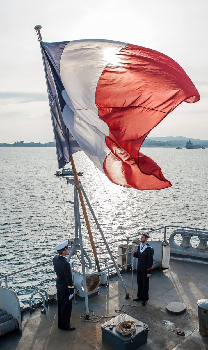 Le #14Juillet n’est pas un simple jour de fête. C’est un moment de vérité nationale. Un instant où la France se regarde en face, redresse l’échine et se souvient.

Ce jour-là, dans chaque ville, dans chaque village, du plus modeste hameau à la plus vaste avenue, la France rend